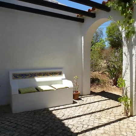 Casa Lorenzo Sleeps 10, With Private Tennis Court & Swimming Pool And 5 Beds Villa