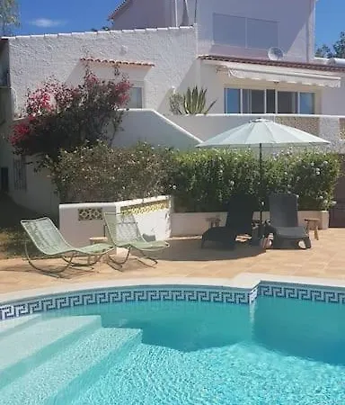Casa Lorenzo Sleeps 10, With Private Tennis Court & Swimming Pool And 5 Beds * Portimão