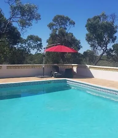 Casa Lorenzo Sleeps 10, With Private Tennis Court & Swimming Pool And 5 Beds Villa Portimão