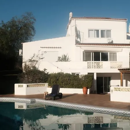 Casa Lorenzo With Tennis Court & Swimming Poolen Βίλα Portimão